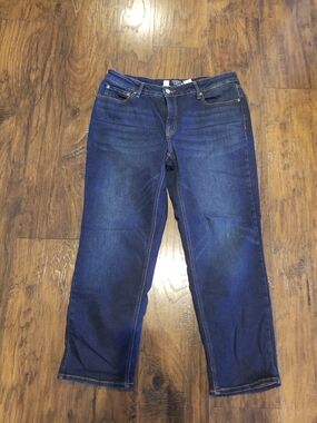 Time and Tru Straight Jean's Size 16 Short Women's Straight Leg Jeans